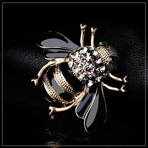 GB2537 BUMBLE BEE BROOCH WITH CRYSTALS