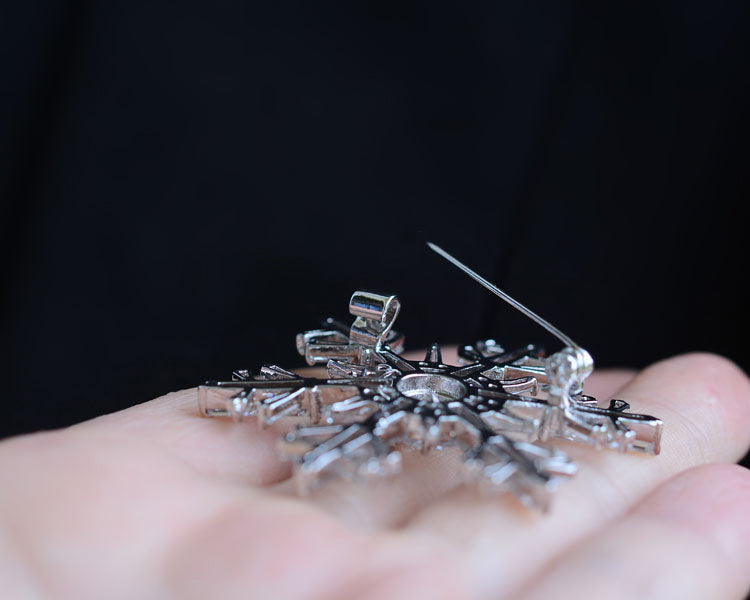 TB003 SNOWFLAKE BROOCH
