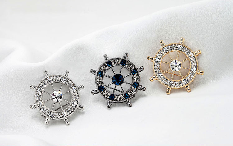 TB016 SHIP'S WHEEL BROOCH