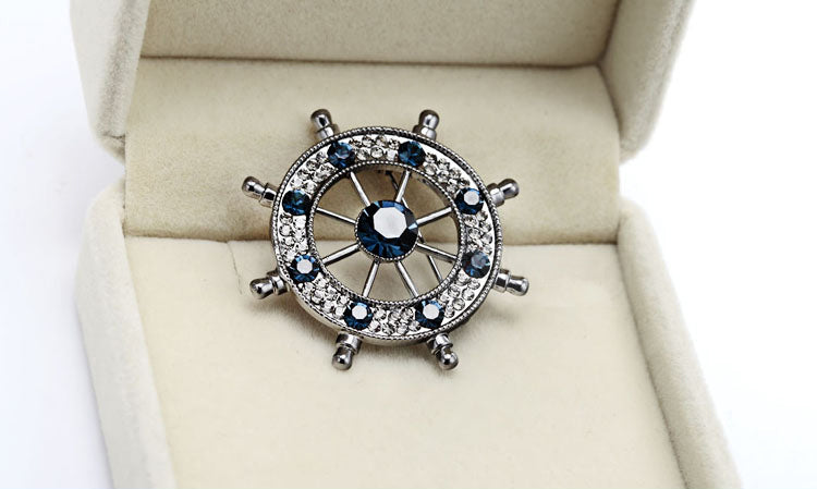 TB016 SHIP'S WHEEL BROOCH