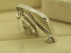 TB018 SWAN BROOCH