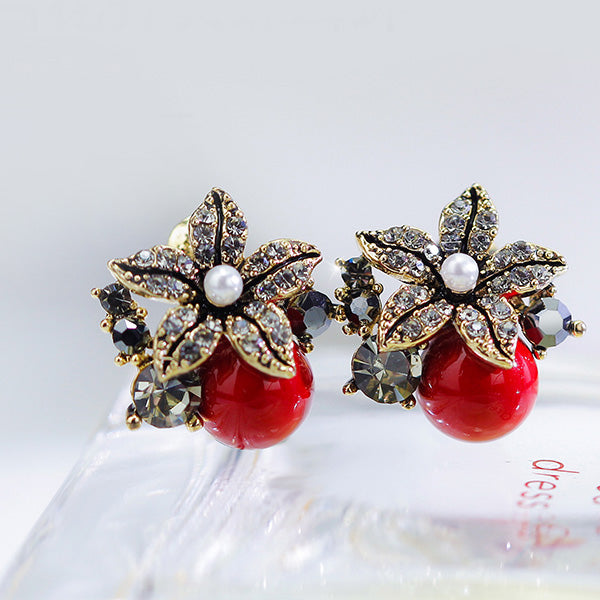 TB026 CHRISTMAS MISTLETOE EARRINGS