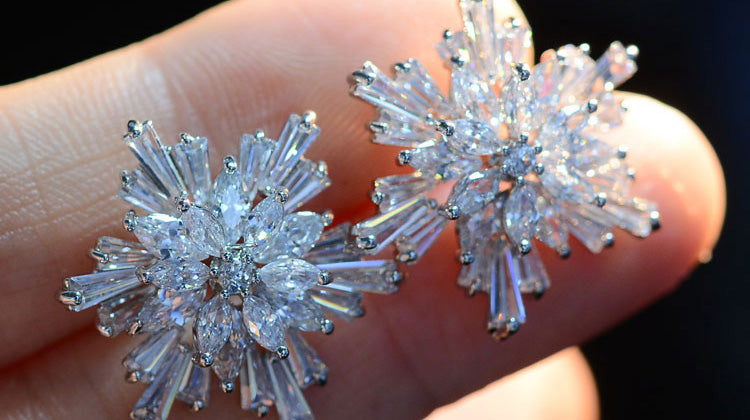 TE006 SNOWFLAKE EARRINGS